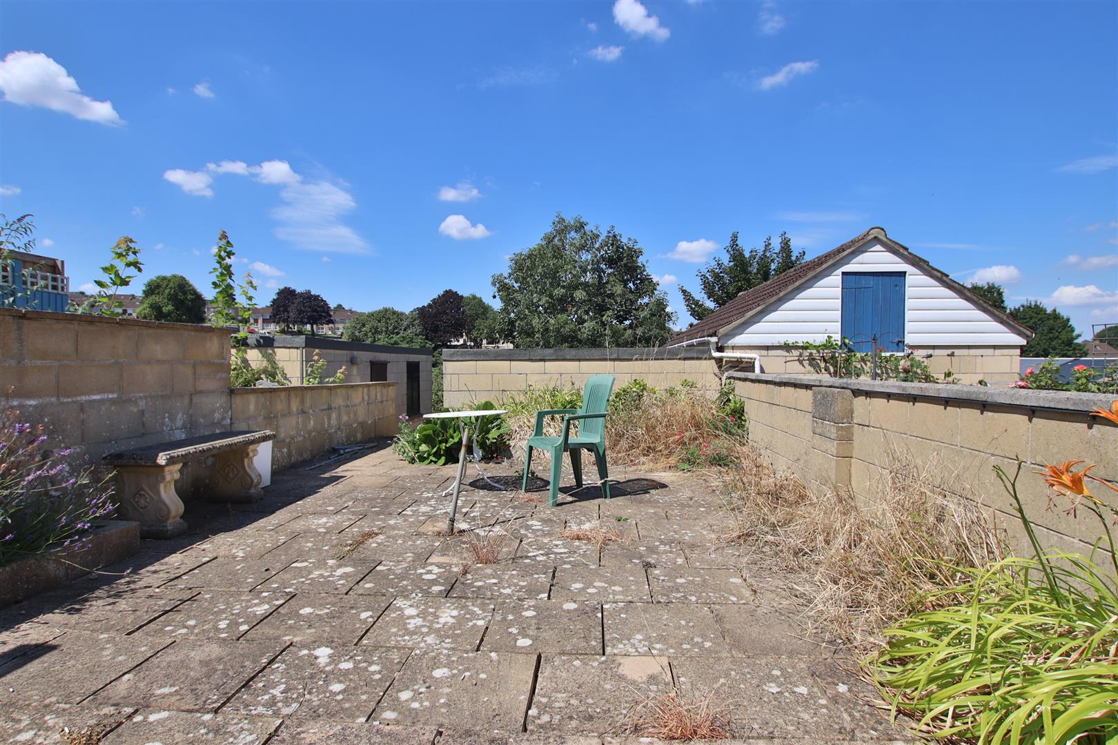 Coronation Avenue, Bath, BA2